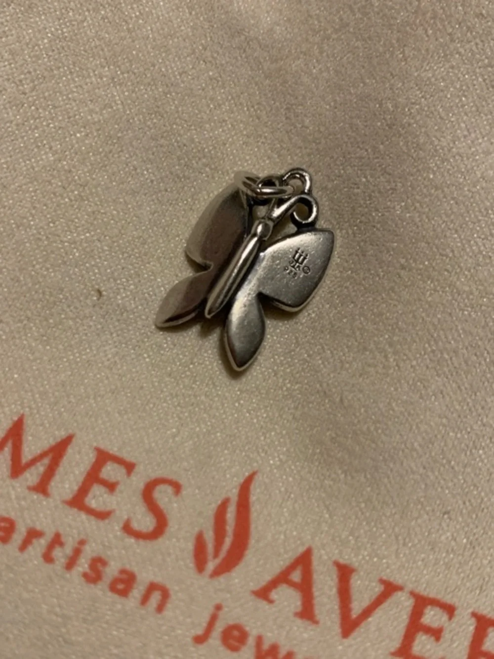James Avery Silver Mariposa charm - Picture 2 of 2
